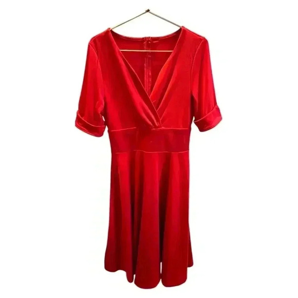 Dresses & Skirts - Red Retro Dress Size M/L